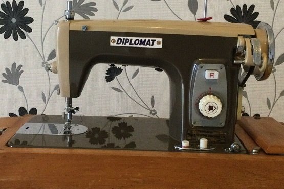 Diplomat D25B