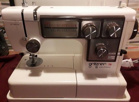 Gritzner 221 Sewing Machine