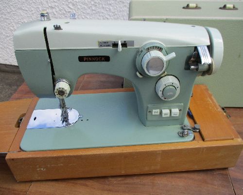 Pinnock Zig Zag Sewing Machine