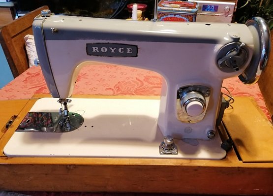 Royce Straight Stitch