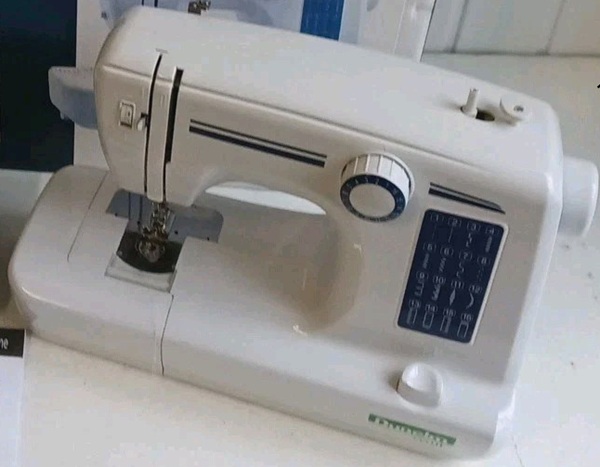 Dunelm DM 614 sewing machine manual