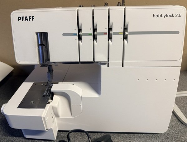 Pfaff Hobbylock 2.5