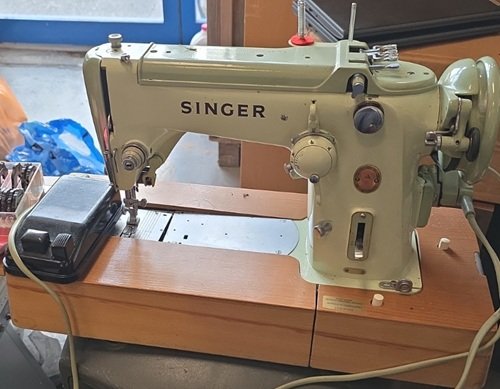 Singer 320K2