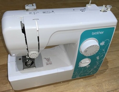 Brother JS 1400