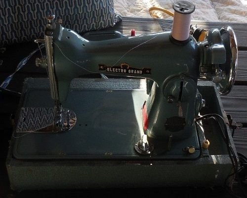 Electro Grand Sewing Machine