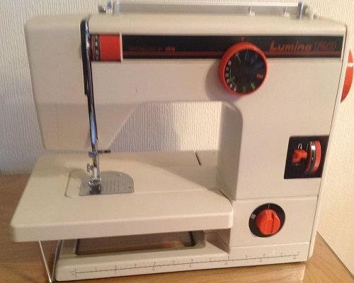 sewing machine