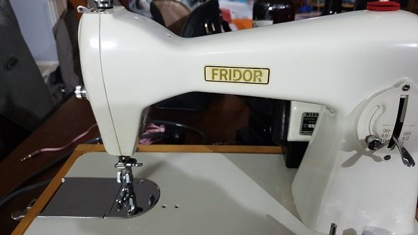 sewing machine