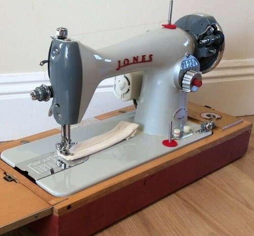 sewing machine