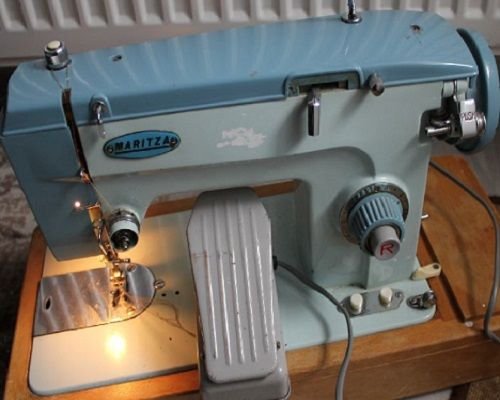 sewing machine