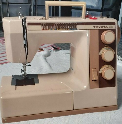 sewing machine