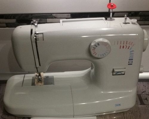 sewing machine